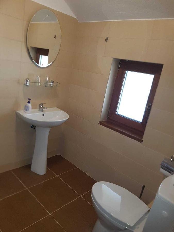Hotel Viata La Tara Cerna Cerna  Esterno foto