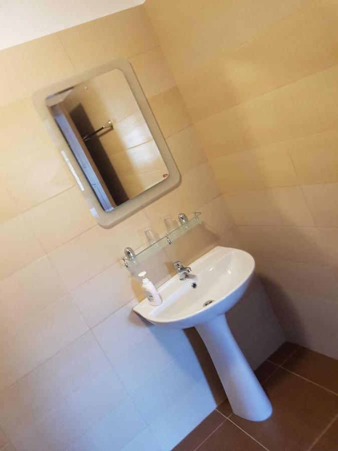 Hotel Viata La Tara Cerna Cerna  Esterno foto