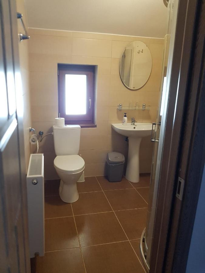 Hotel Viata La Tara Cerna Cerna  Esterno foto